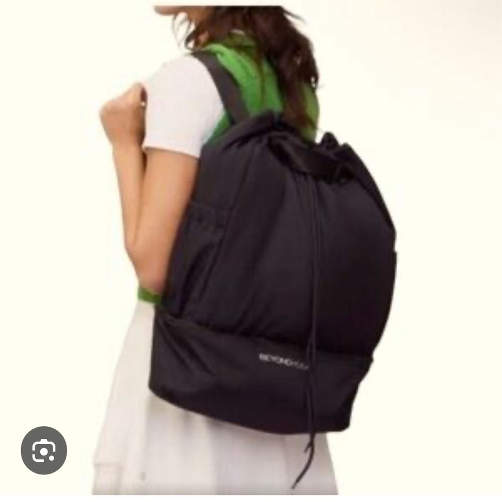 NWT Beyond Yoga backpack/tote